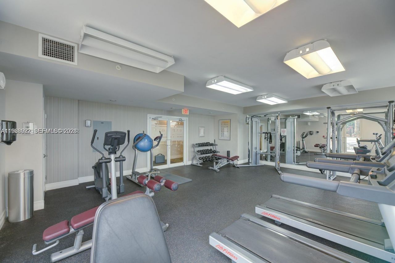 4100 Salzedo St, Unit 509, Coral Gables, FL 33146 Photo