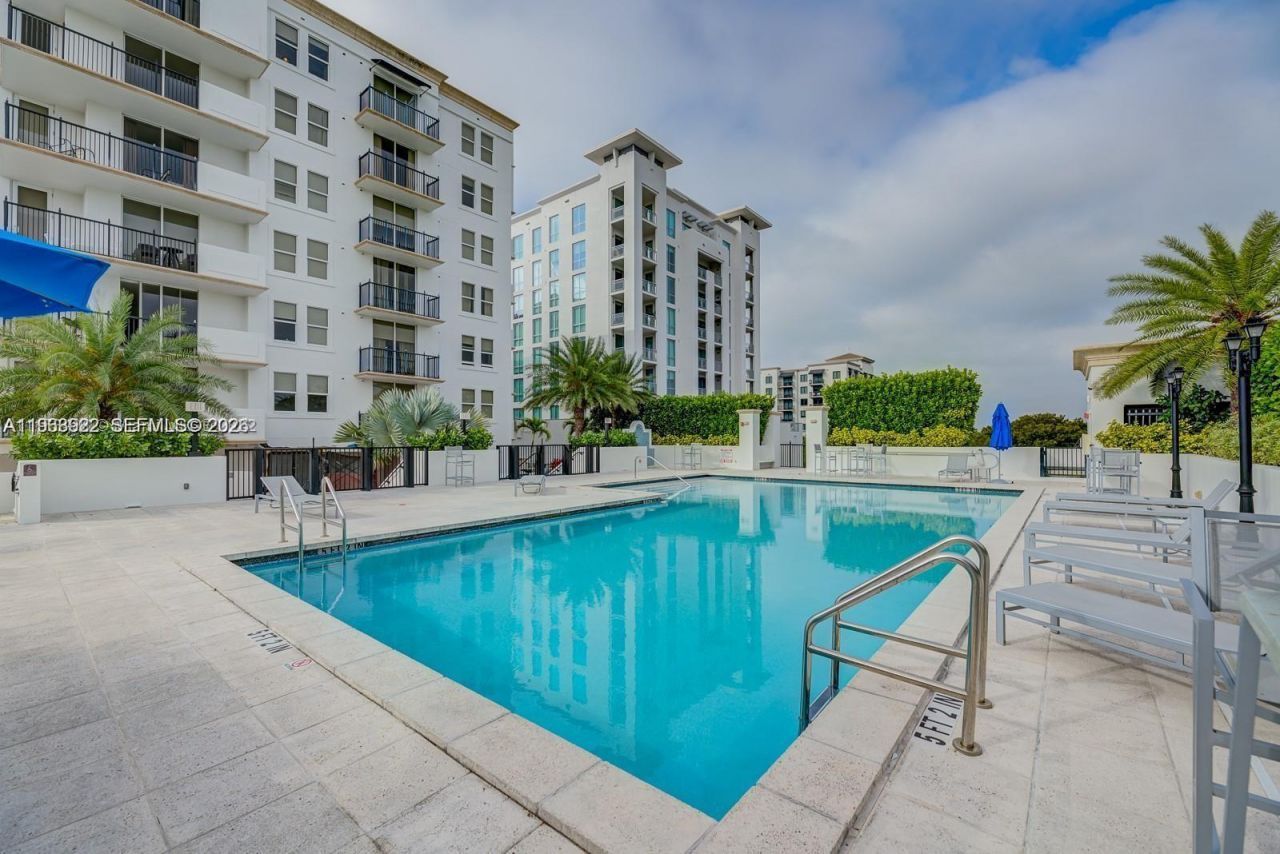 4100 Salzedo St, Unit 509, Coral Gables, FL 33146 Photo
