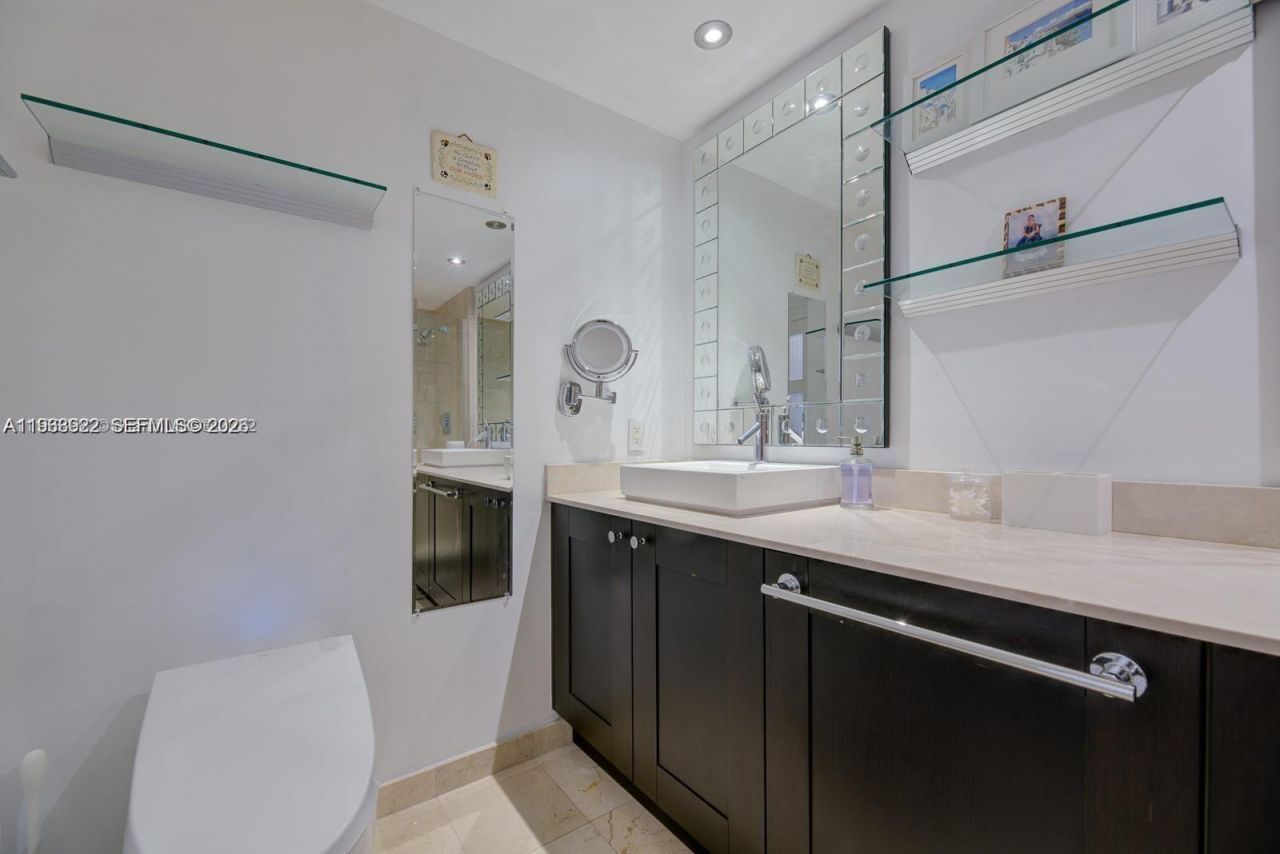 4100 Salzedo St, Unit 509, Coral Gables, FL 33146 Photo