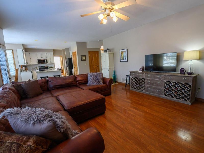 370 Beecher Road, Gahanna, OH 43230 Photo 10