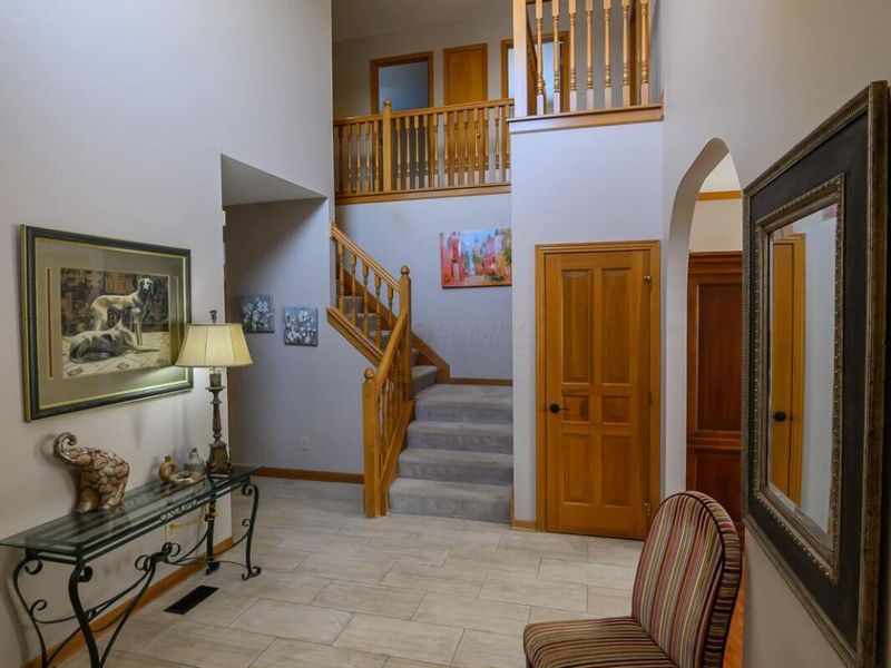 370 Beecher Road, Gahanna, OH 43230 Photo 11