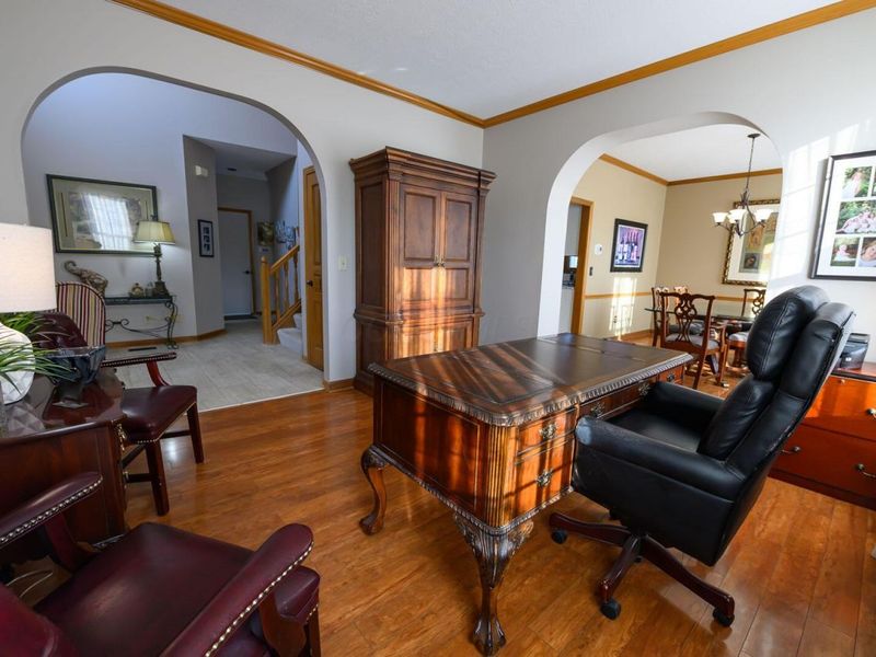 370 Beecher Road, Gahanna, OH 43230 Photo 13