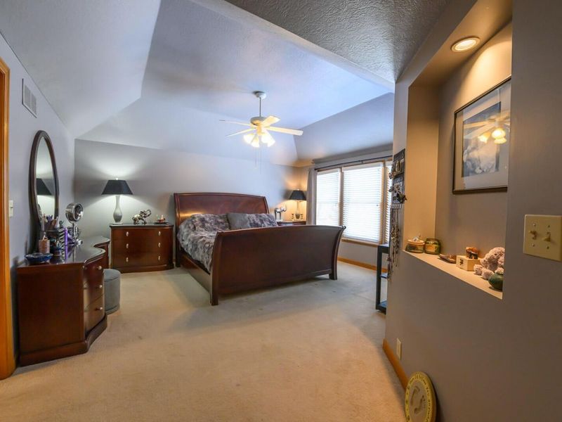 370 Beecher Road, Gahanna, OH 43230 Photo 16