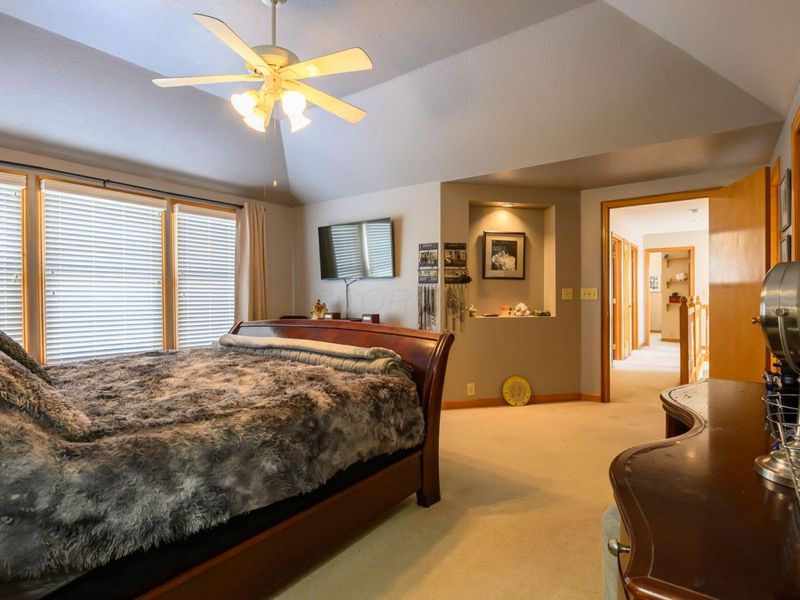 370 Beecher Road, Gahanna, OH 43230 Photo 17