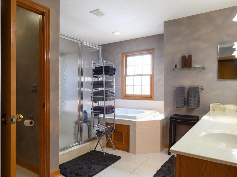 370 Beecher Road, Gahanna, OH 43230 Photo 18