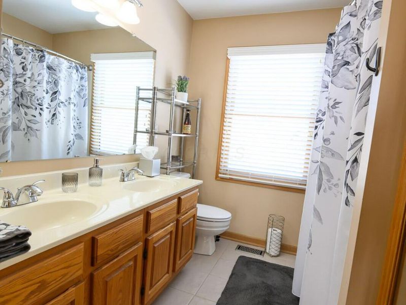 370 Beecher Road, Gahanna, OH 43230 Photo 26