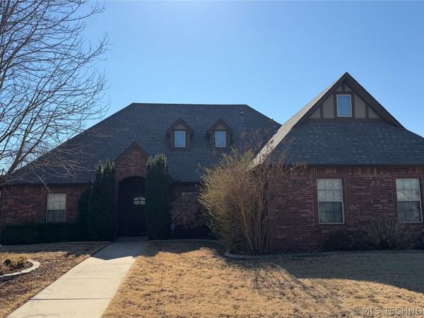 9200 E 94th Street N, Owasso, OK 74055