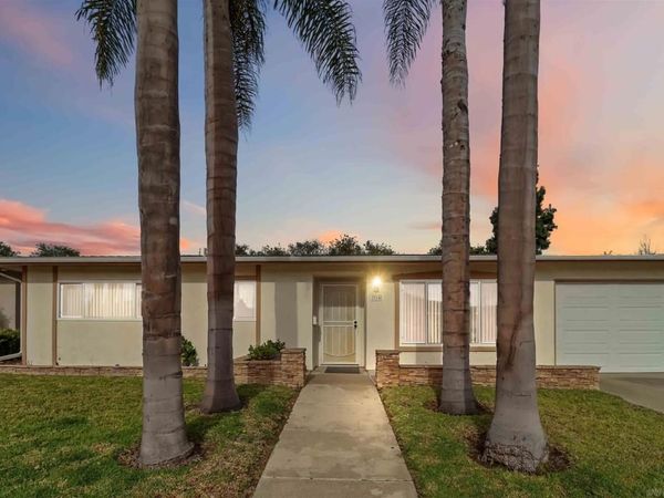 914 La Tierra Dr, San Marcos, CA 92078