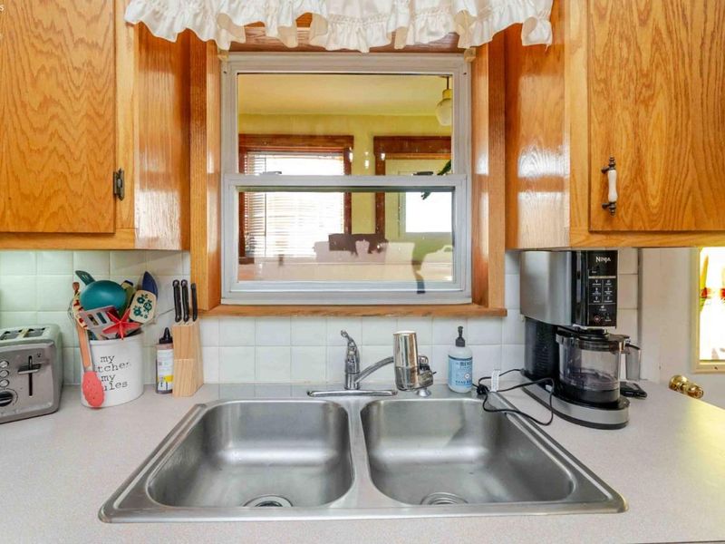 708 Rawson Avenue, Fremont, OH 43420 Photo 10