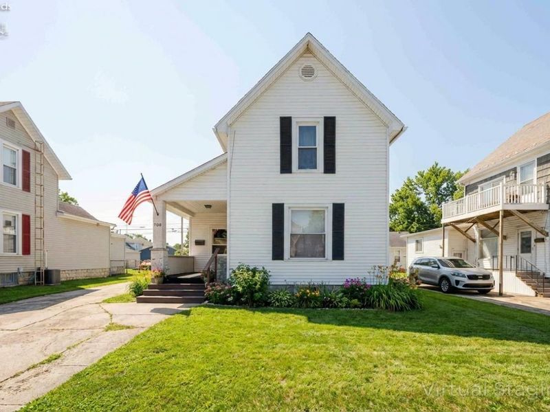 708 Rawson Avenue, Fremont, OH 43420 Photo 2