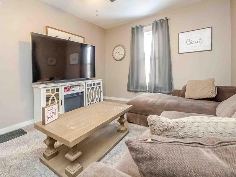 708 Rawson Avenue, Fremont, OH 43420 Photo 7