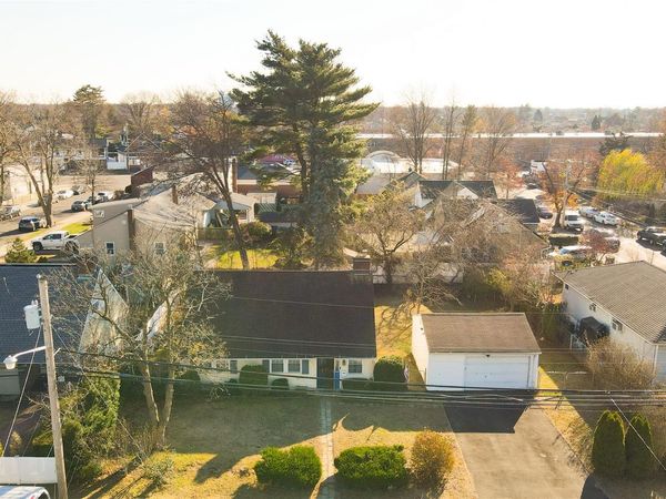 806 Oliver Avenue, Unit 2 Floor, Westbury, NY 11590