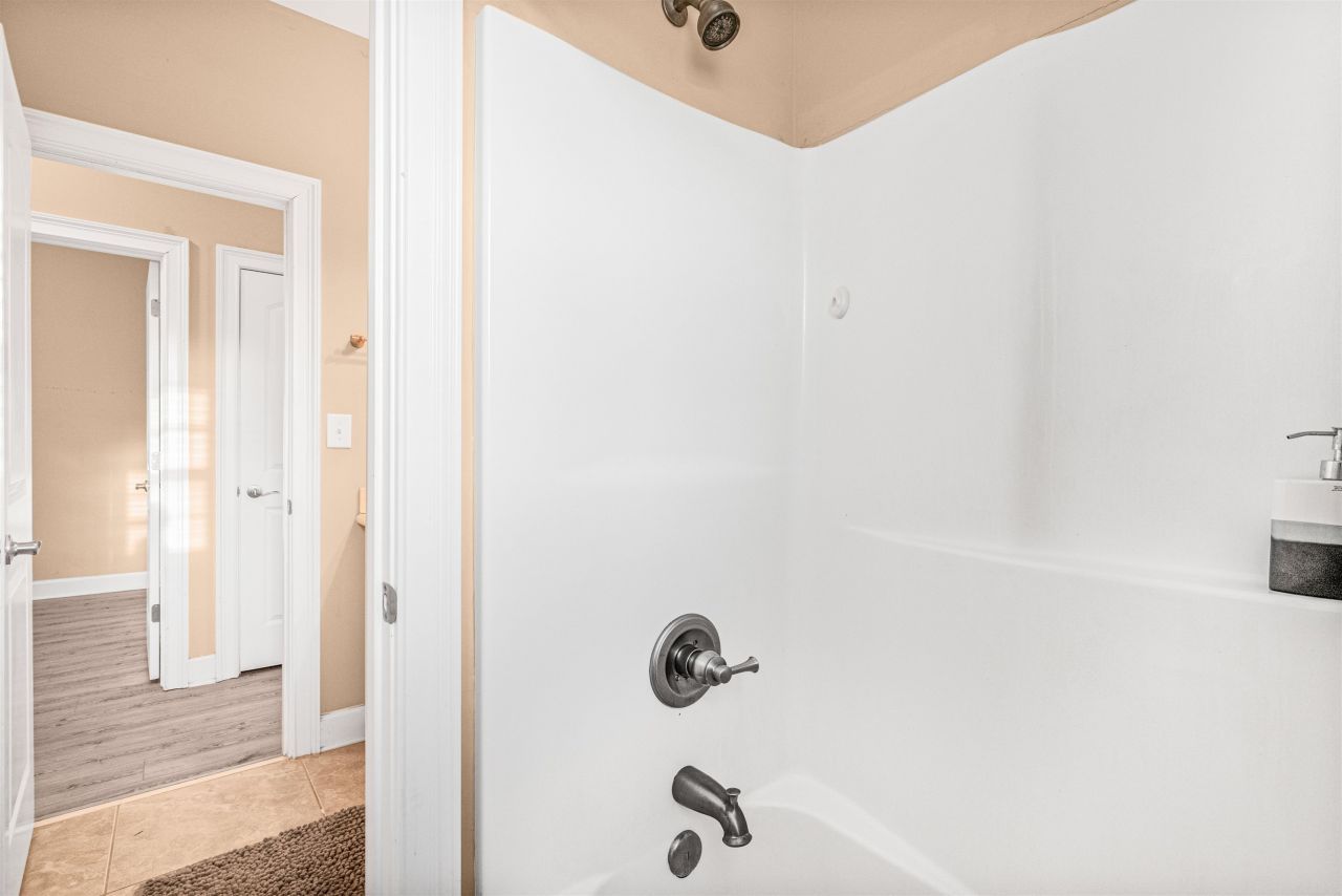 400 Dog Pen Ct. Photo 33