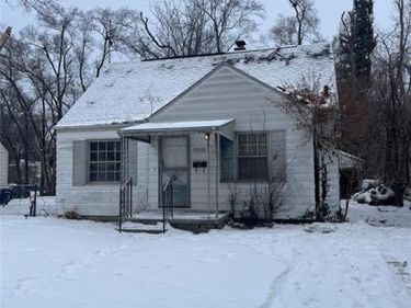 19826 Lyndon Street, Detroit, MI 48223