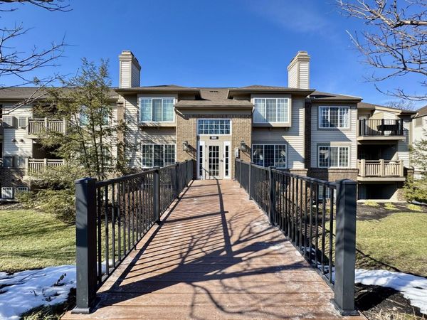 568 Cloverfield Lane, Unit 201, Fort Wright, KY 41011