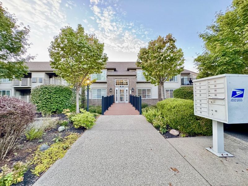 568 Cloverfield Lane, Unit 201, Fort Wright, KY 41011 Photo 3