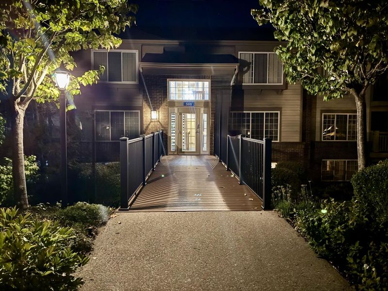 568 Cloverfield Lane, Unit 201, Fort Wright, KY 41011 Photo 4