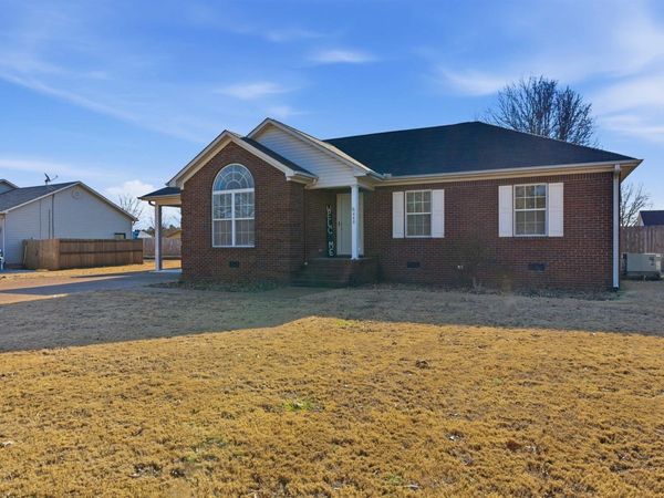 448 STEVENS RD, Bolivar, TN 38008