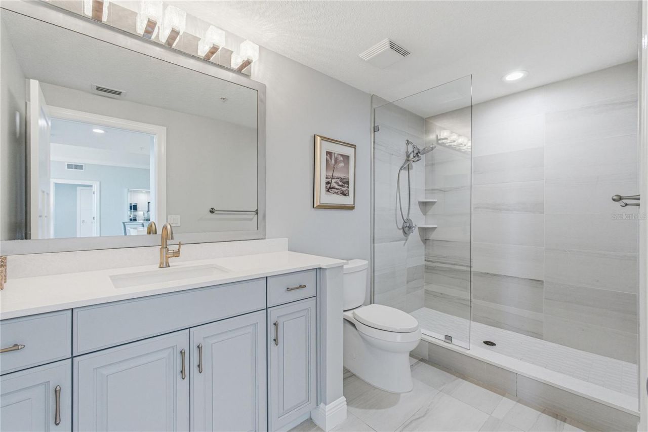 800 N Tamiami Trail, Unit 1203, Sarasota, FL 34236 Photo