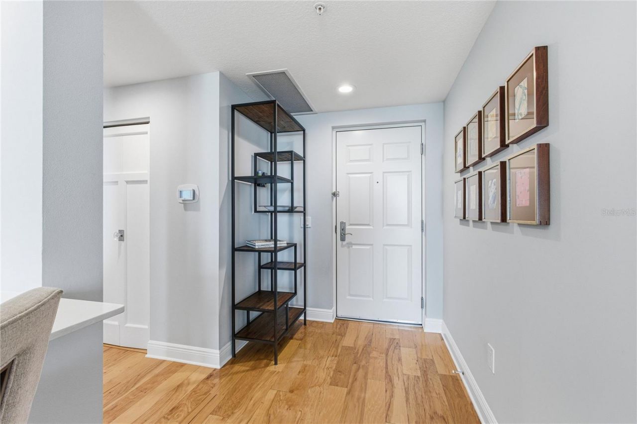 800 N Tamiami Trail, Unit 1203, Sarasota, FL 34236 Photo