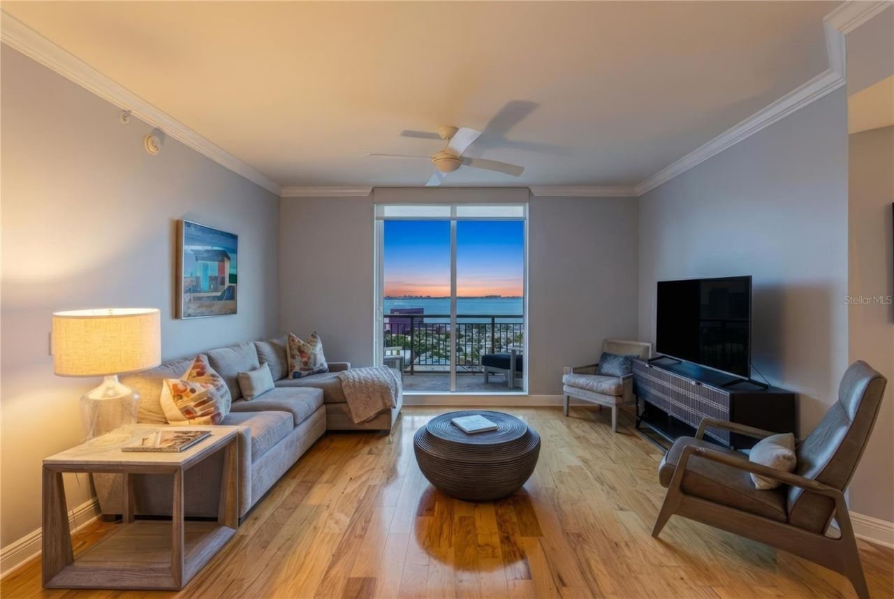 800 N Tamiami Trail, Unit 1203, Sarasota, FL 34236 Photo