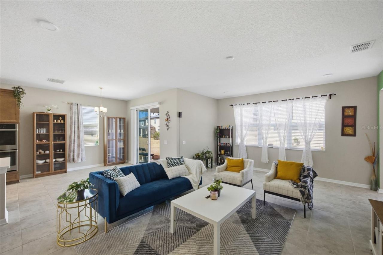 2909 Ivory Bluff Court, Zephyrhills, FL 33540 Photo