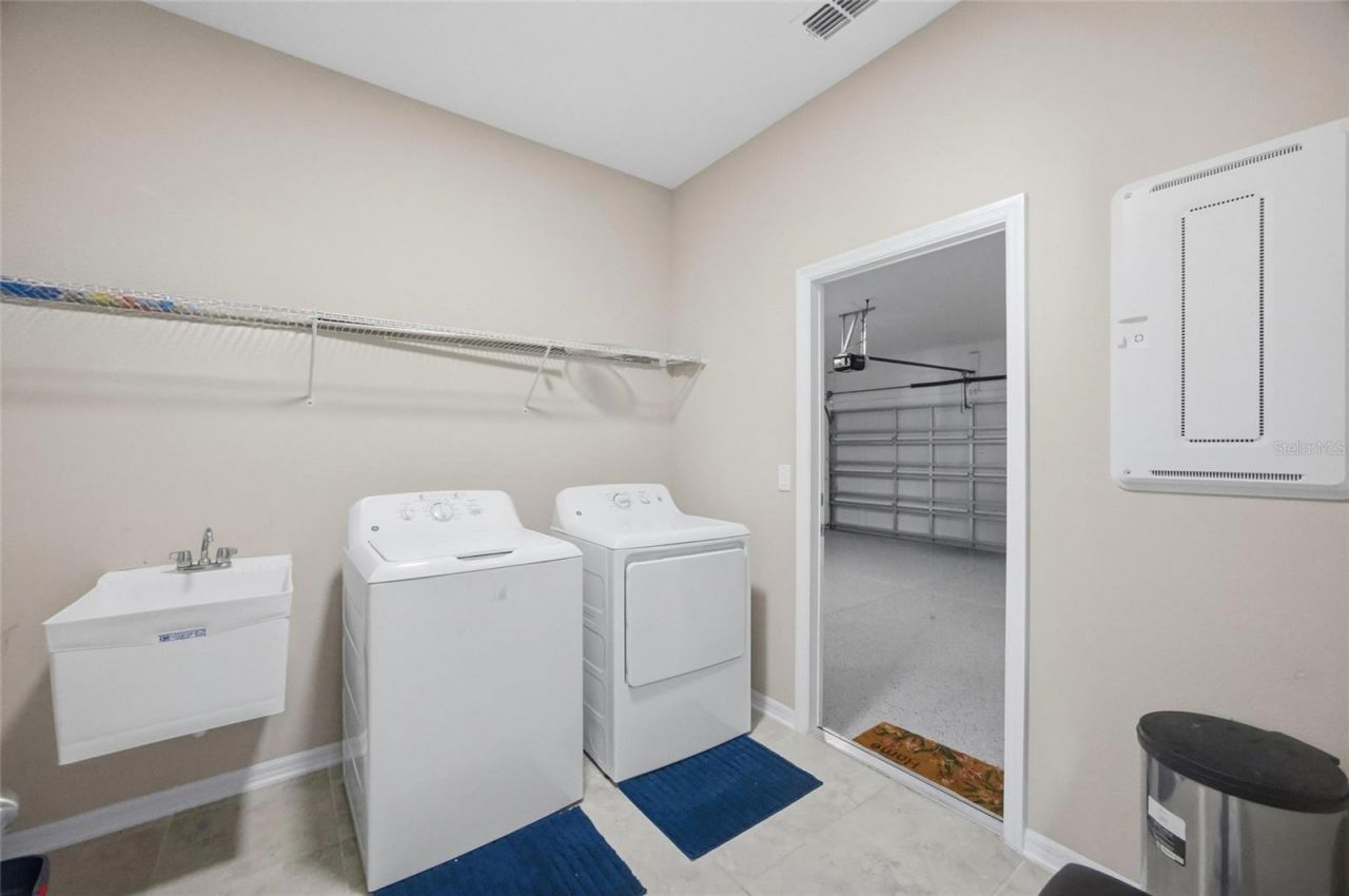 2909 Ivory Bluff Court, Zephyrhills, FL 33540 Photo