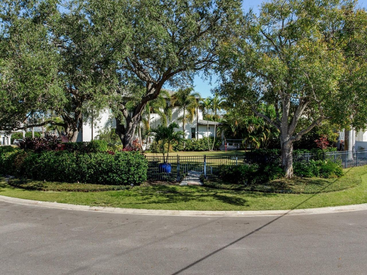 2501 S Dundee Street, Tampa, FL 33629 Photo