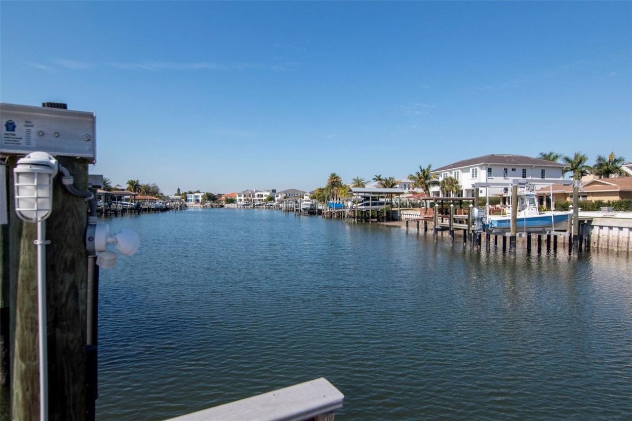 2501 S Dundee Street, Tampa, FL 33629 Photo