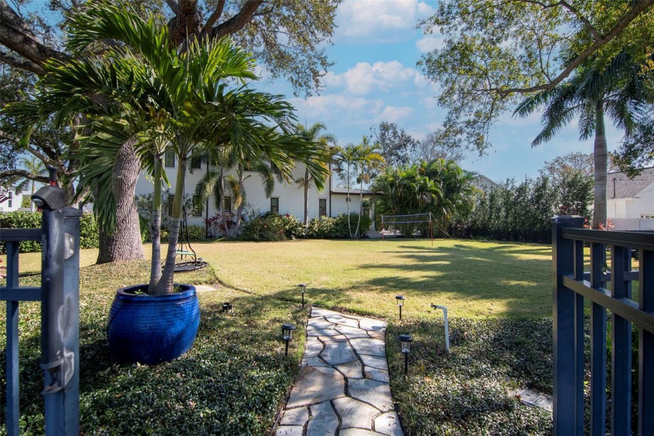 2501 S Dundee Street, Tampa, FL 33629 Photo