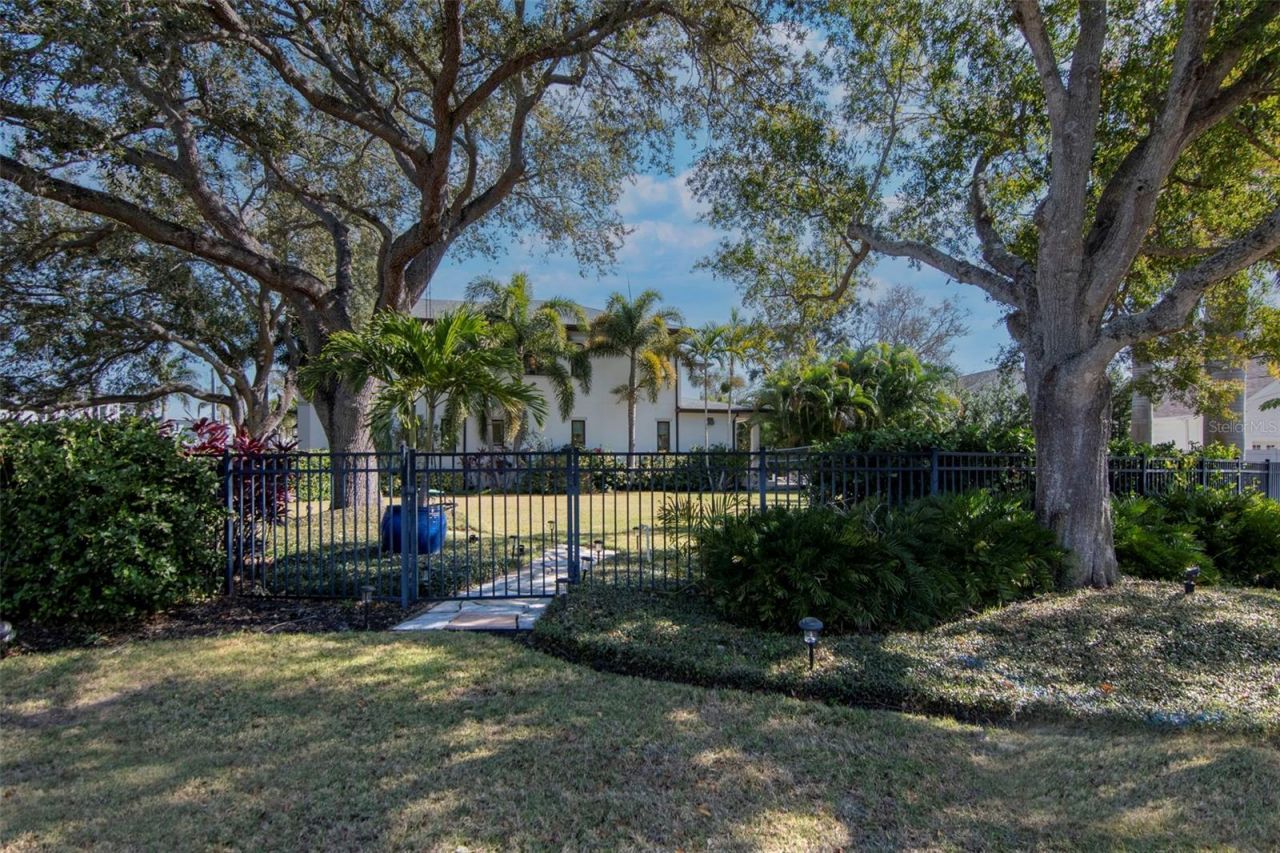 2501 S Dundee Street, Tampa, FL 33629 Photo