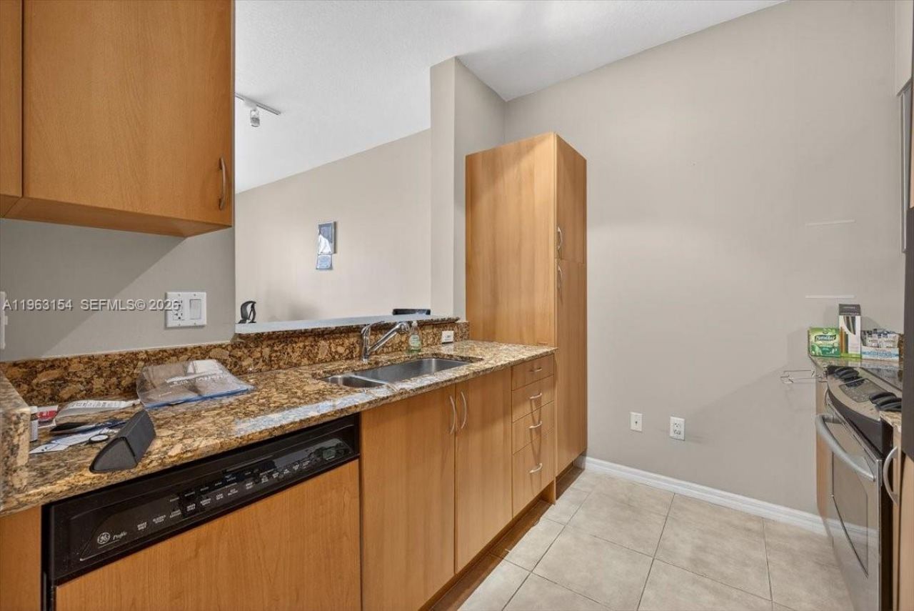 233 S Federal Hwy, Unit 202, Boca Raton, FL 33432 Photo