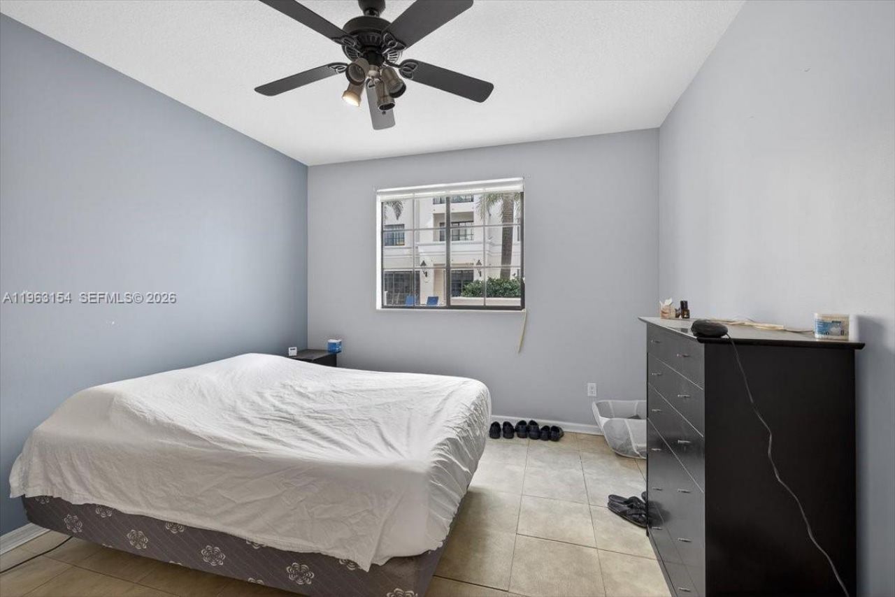 233 S Federal Hwy, Unit 202, Boca Raton, FL 33432 Photo