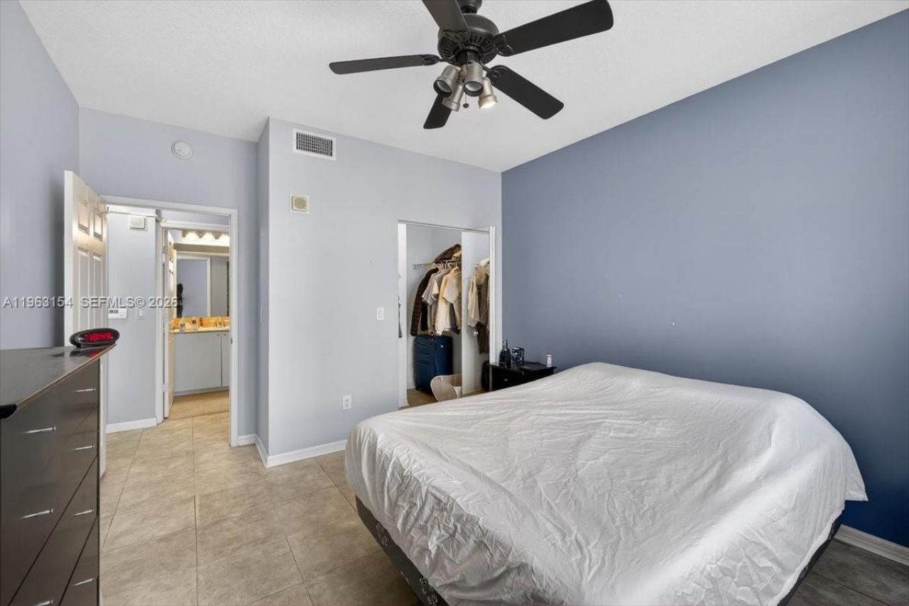 233 S Federal Hwy, Unit 202, Boca Raton, FL 33432 Photo