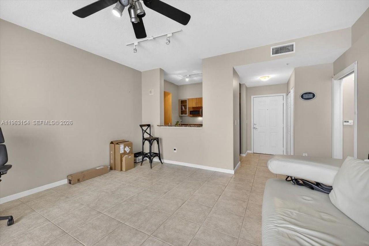 233 S Federal Hwy, Unit 202, Boca Raton, FL 33432 Photo