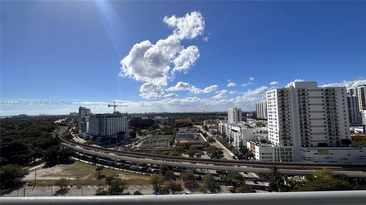 60 SW 13th St, Unit 1115, Miami, FL 33130 Photo