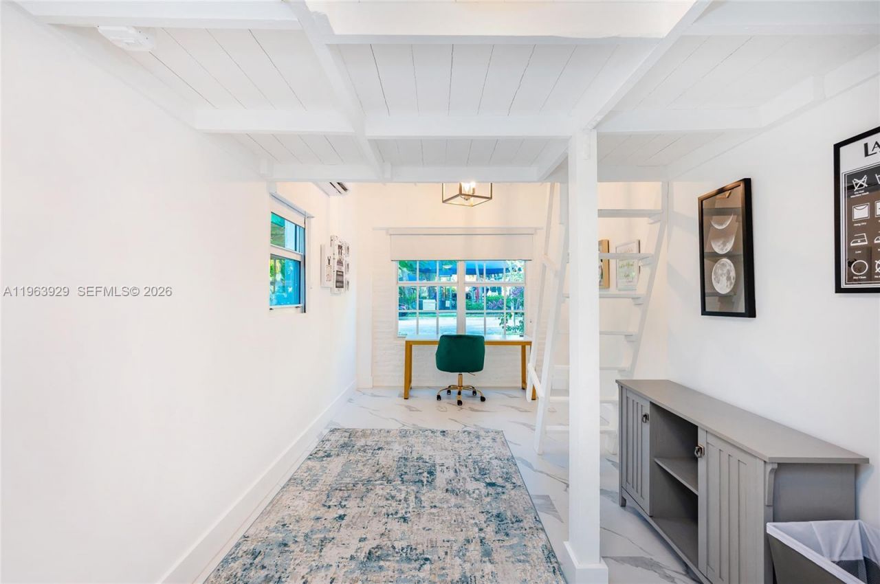 770 NE 77th St, Miami, FL 33138 Photo