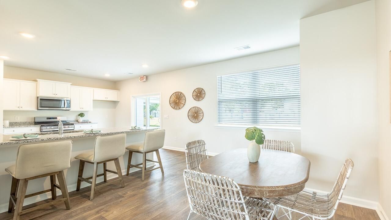 3959 Aberfeldy Lane Photo 18