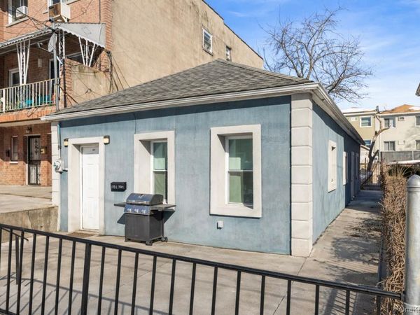 1031 E 216th Street , Bronx, NY 10469