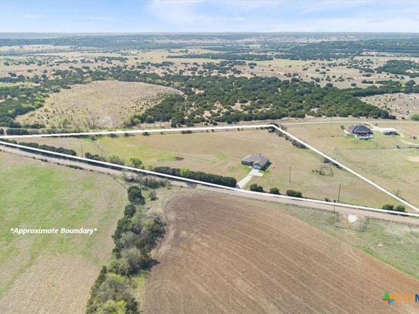 303 County Road 127, Gatesville, TX 76528