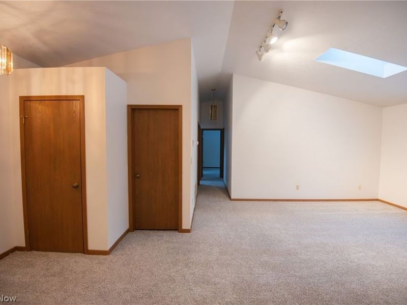 1327 Fox Run Drive, Youngstown, OH 44512 Photo 26