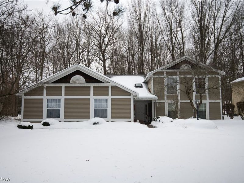1327 Fox Run Drive, Youngstown, OH 44512 Photo 28
