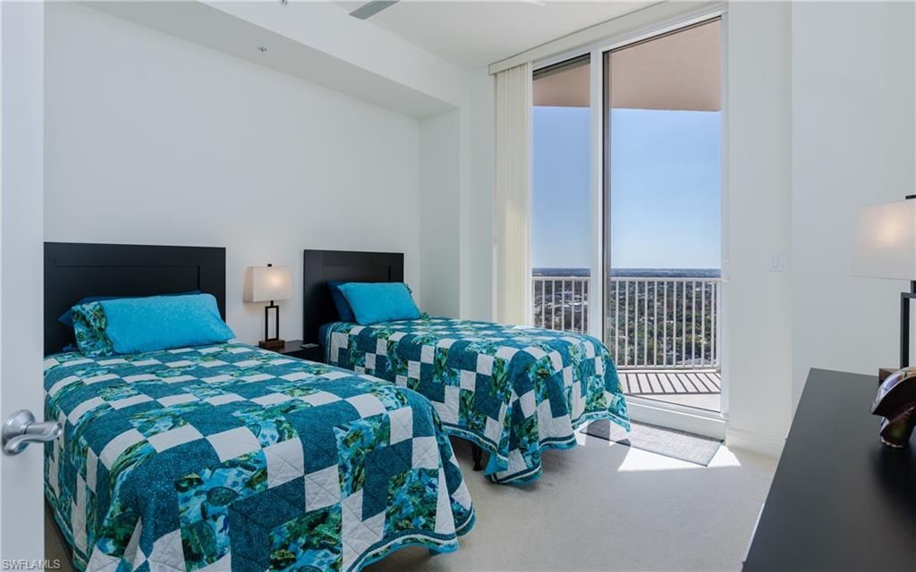 2090 W First St, Unit J2510, Fort Myers, FL 33901 Photo