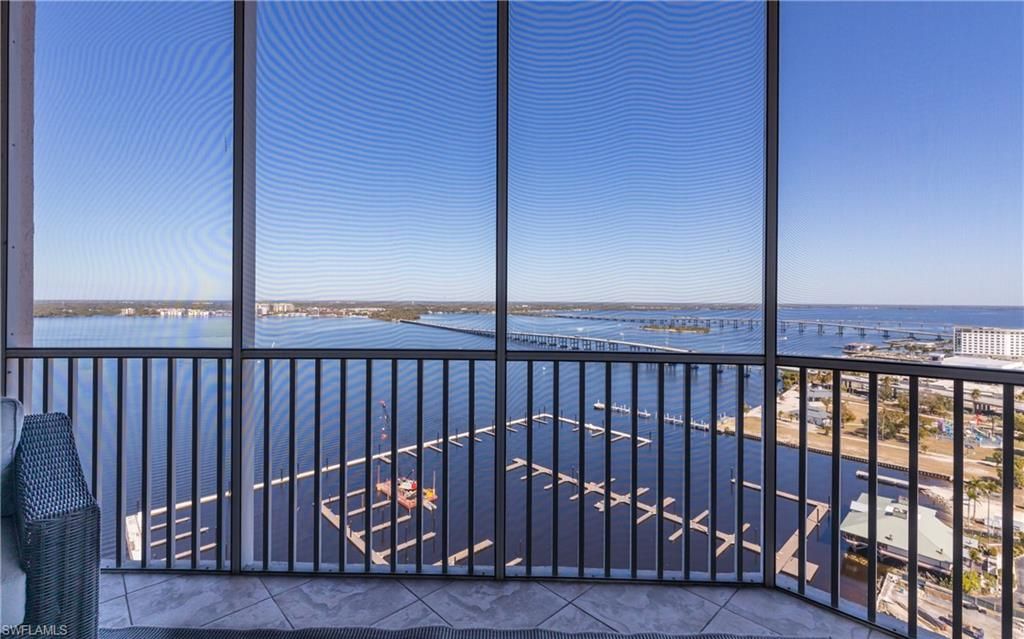 2090 W First St, Unit J2510, Fort Myers, FL 33901 Photo