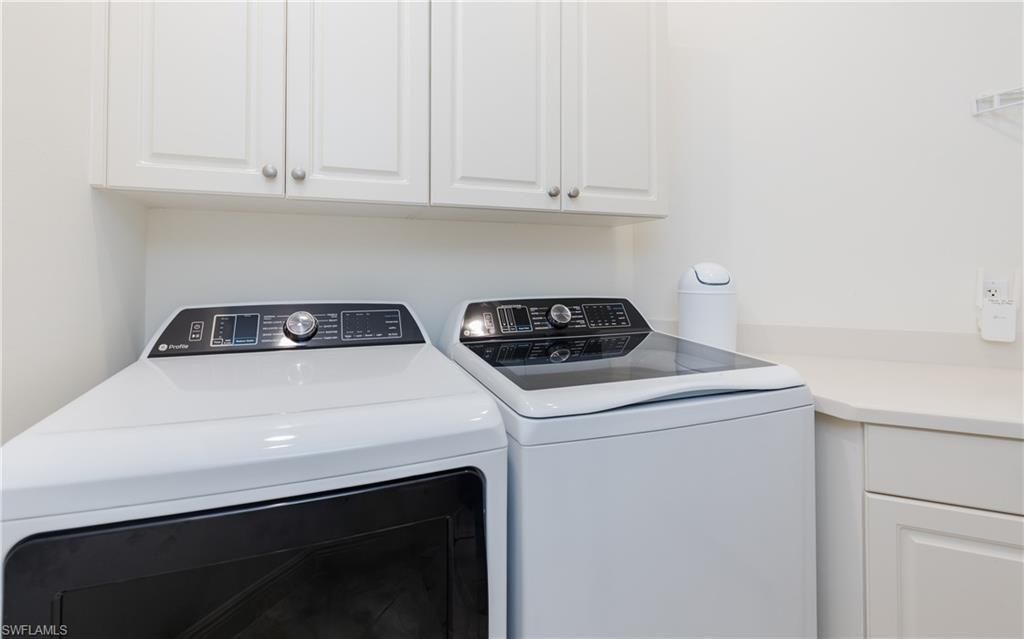 2090 W First St, Unit J2510, Fort Myers, FL 33901 Photo