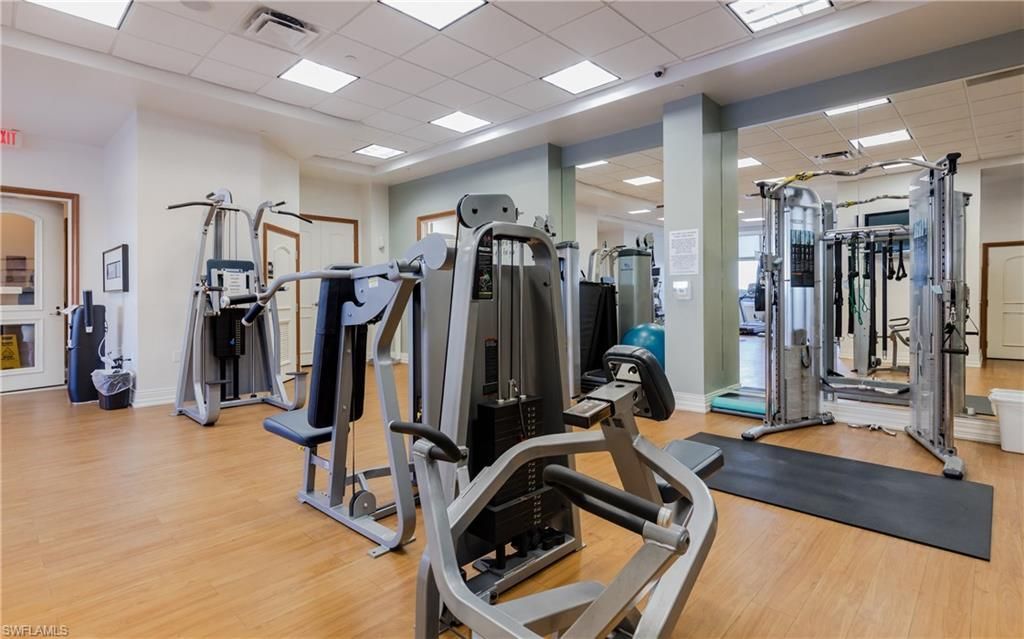 2090 W First St, Unit J2510, Fort Myers, FL 33901 Photo