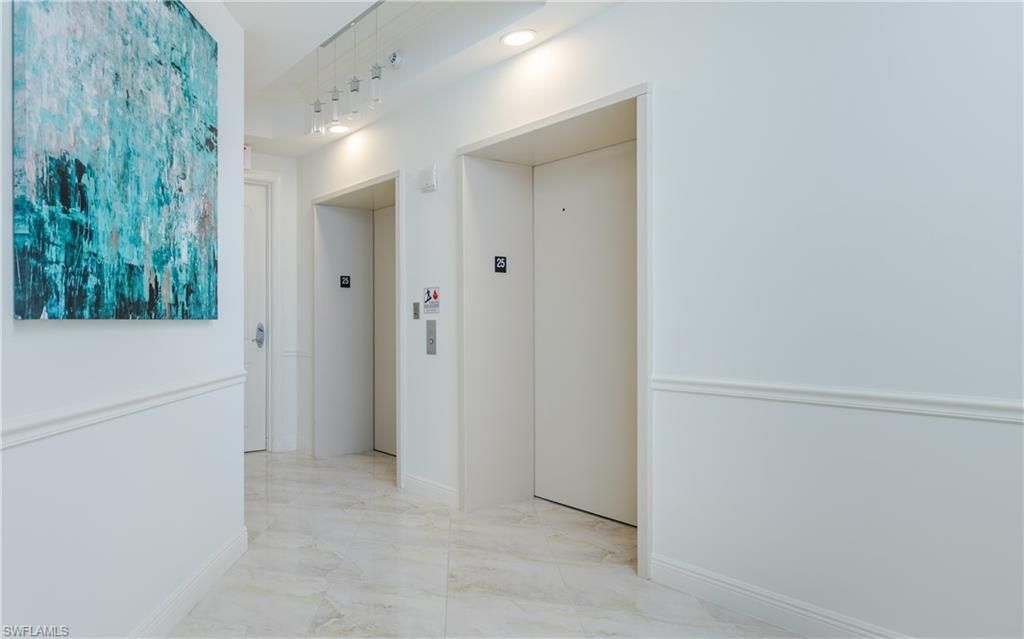 2090 W First St, Unit J2510, Fort Myers, FL 33901 Photo