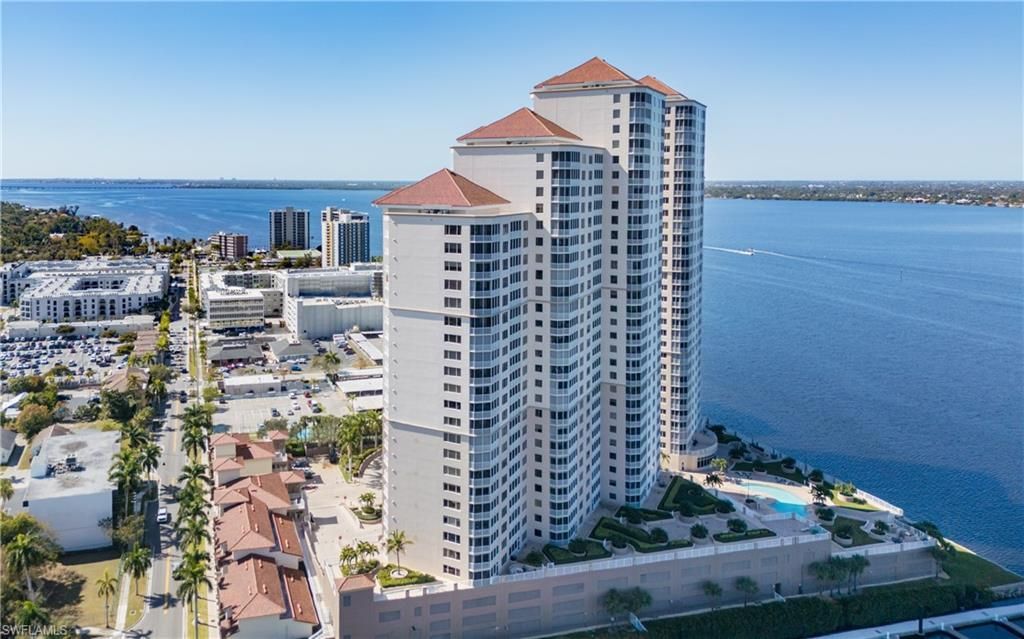 2090 W First St, Unit J2510, Fort Myers, FL 33901 Photo