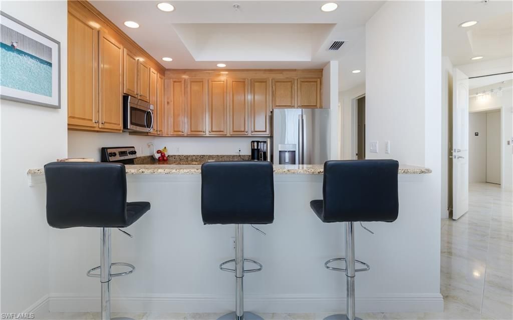 2090 W First St, Unit J2510, Fort Myers, FL 33901 Photo