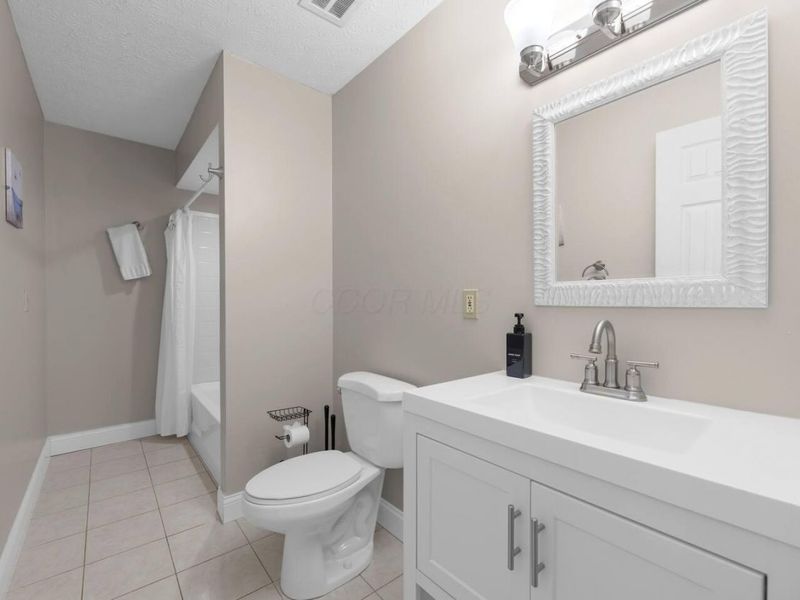 33 Westview Drive, Johnstown, OH 43031 Photo 12